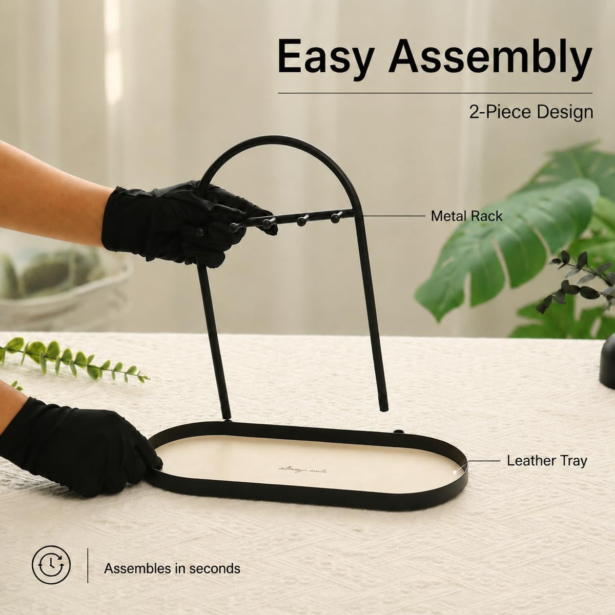 Shinpuru Key Holder Tray, Metal Stand with Leather Tray, 5 Hooks (Cream)