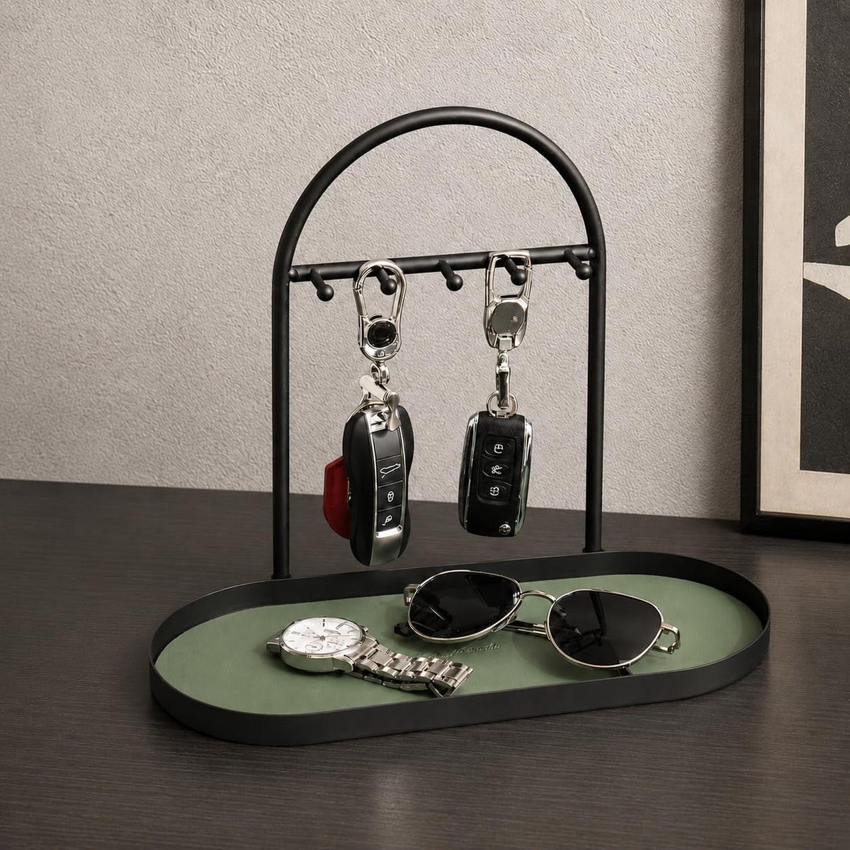 Shinpuru Key Holder Tray, Metal Stand with Leather Tray, 5 Hooks (Green)