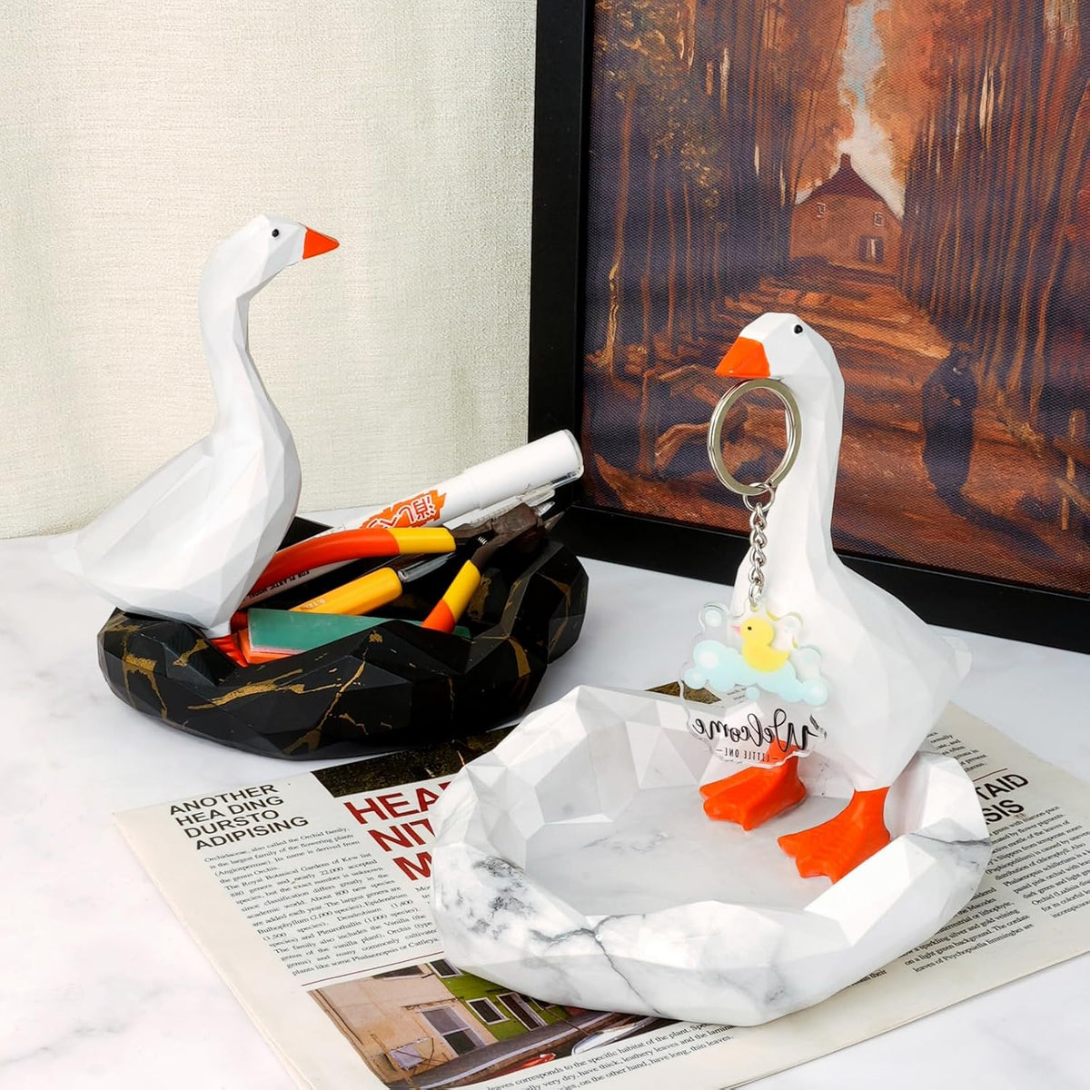 7 in Desk Goose Silly Goose Key Holder with Geometric Polygonal Tray